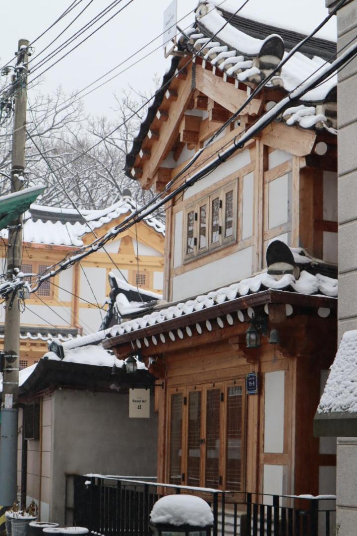 The Korean Traditional Hanok In Downtown Seoul For Convenient Public Transportation - Seoul Ari מראה חיצוני תמונה