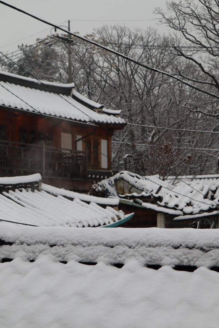 The Korean Traditional Hanok In Downtown Seoul For Convenient Public Transportation - Seoul Ari מראה חיצוני תמונה